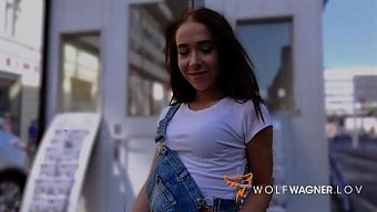 Büyük Göğüslü Genç Nata Ocean Gerçek Hardcore Videoda Wolf Wanger Tarafından Sikiliyor