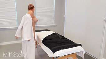 Kızıl Saçlı Milf Büyük Teneke Kutularla Bu Ev Yapımı Videoda Mutlu Bir Son Alıyor.