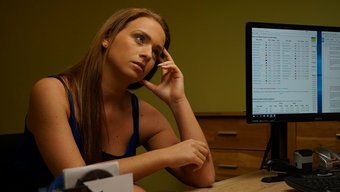 Avrupa'Lı Genç Nata, Eğitimine Devam Etmek Istiyor Ama Fonları Yok