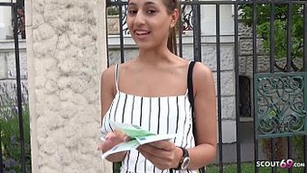 Büyük Yaraklı Alman Izci, Sevimli Latin Genç Sarah'Yı Beceriyor