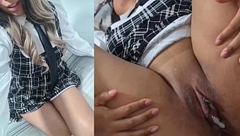 Amatör Genç (18+) Ev Yapımı Videoda Ilk Amcık Sikme Ve Boşalma Alıyor