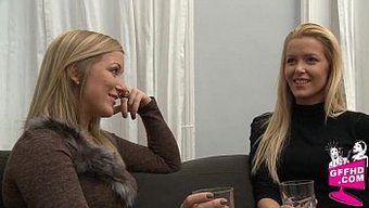 Tıraşlı Amcıklı Amatör Lezbiyenler Hd'De Patlıyor